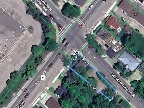 207 Queen St W, Brampton, ON L6Y 1M6