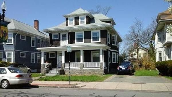 1st image of 14 Beach St #3