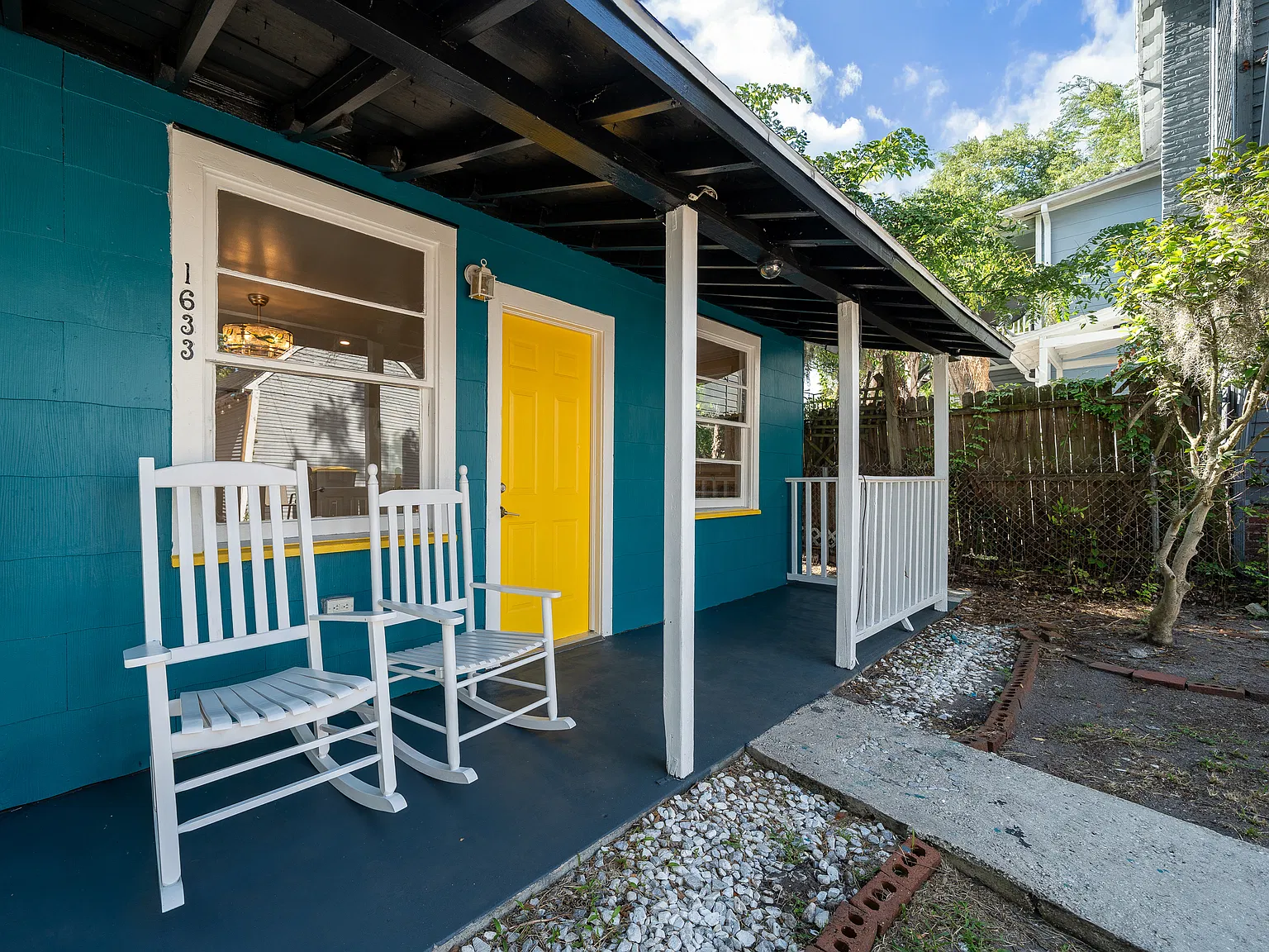 Studio, 360 sqft, $1,050 — Photo 3