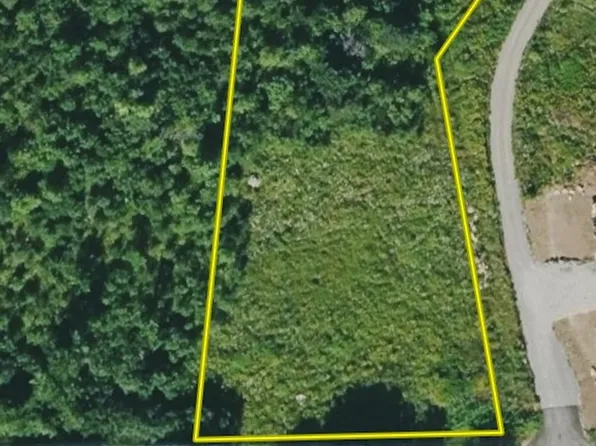 2094 Fairfax Rd, Saint Albans, VT 05478