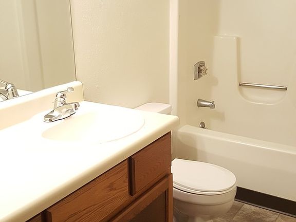 3rd image of 932 Pastiche Dr SE APT 7