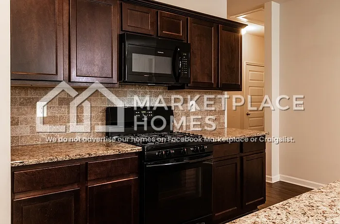 3098 White Gate Loop — Photo 12