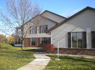 1604 Orchard Meadow Dr APT A2, Burlington, IA 52601