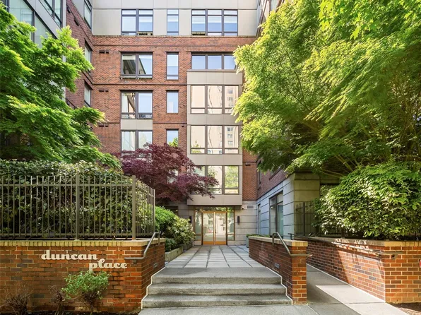 4547 8th Avenue NE #210, Seattle, WA 98105