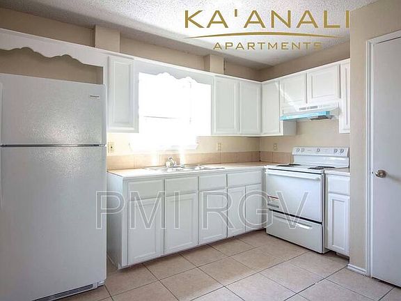 3rd image of 311 E Crockett Ave #40