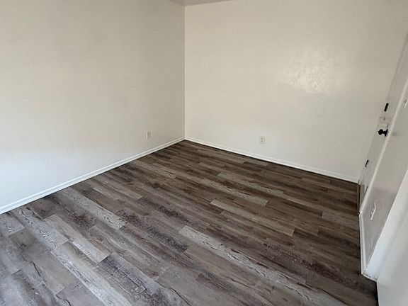 3rd image of 1555 N 6th Ave