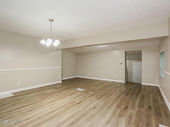 4th image of 5909R Caribbean Ct N