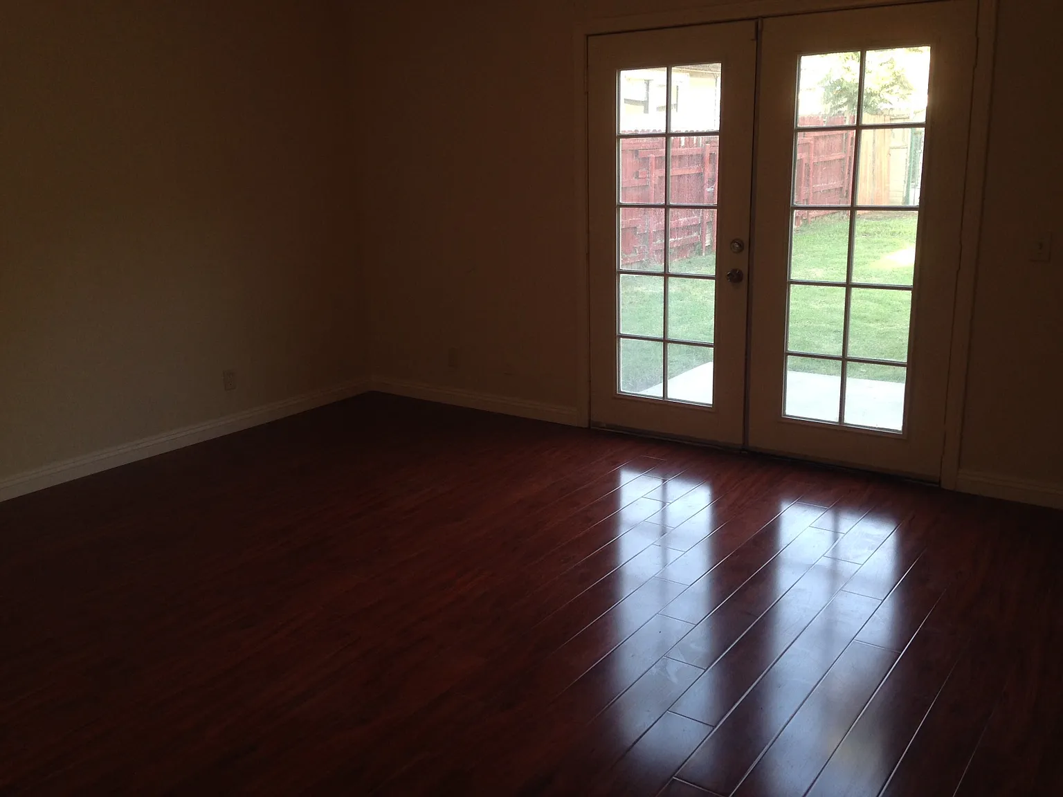 590 N Reservoir St photo 1