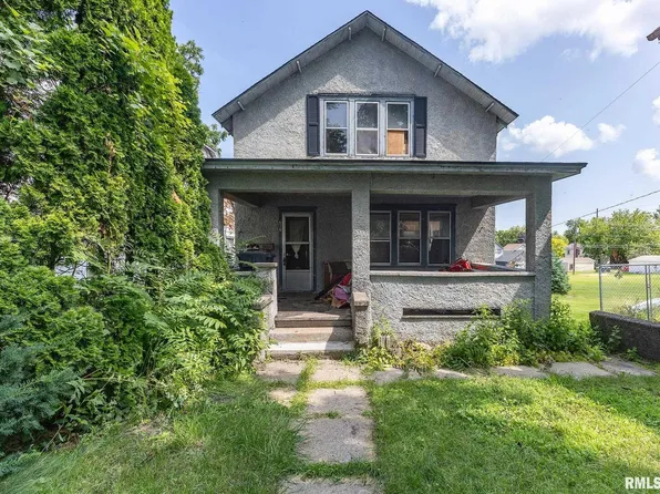 626 8th Ave S, Clinton, IA 52732