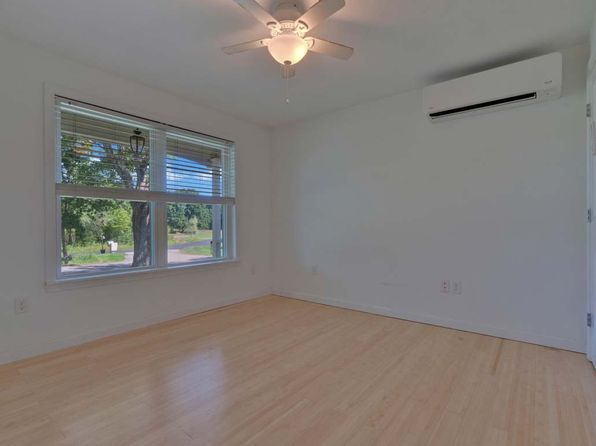 18 Woodside Meadow Rd APT 3