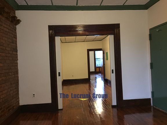 3rd image of 542 4th Ave APT 003