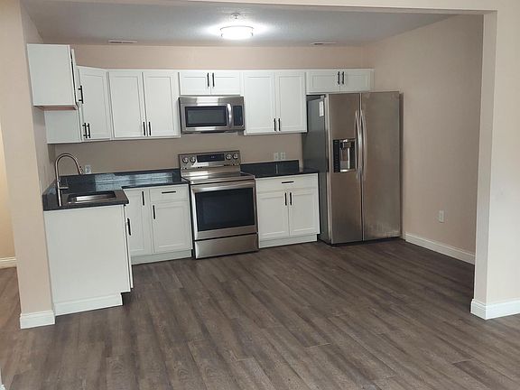 3rd image of 52 Westwood Dr #1