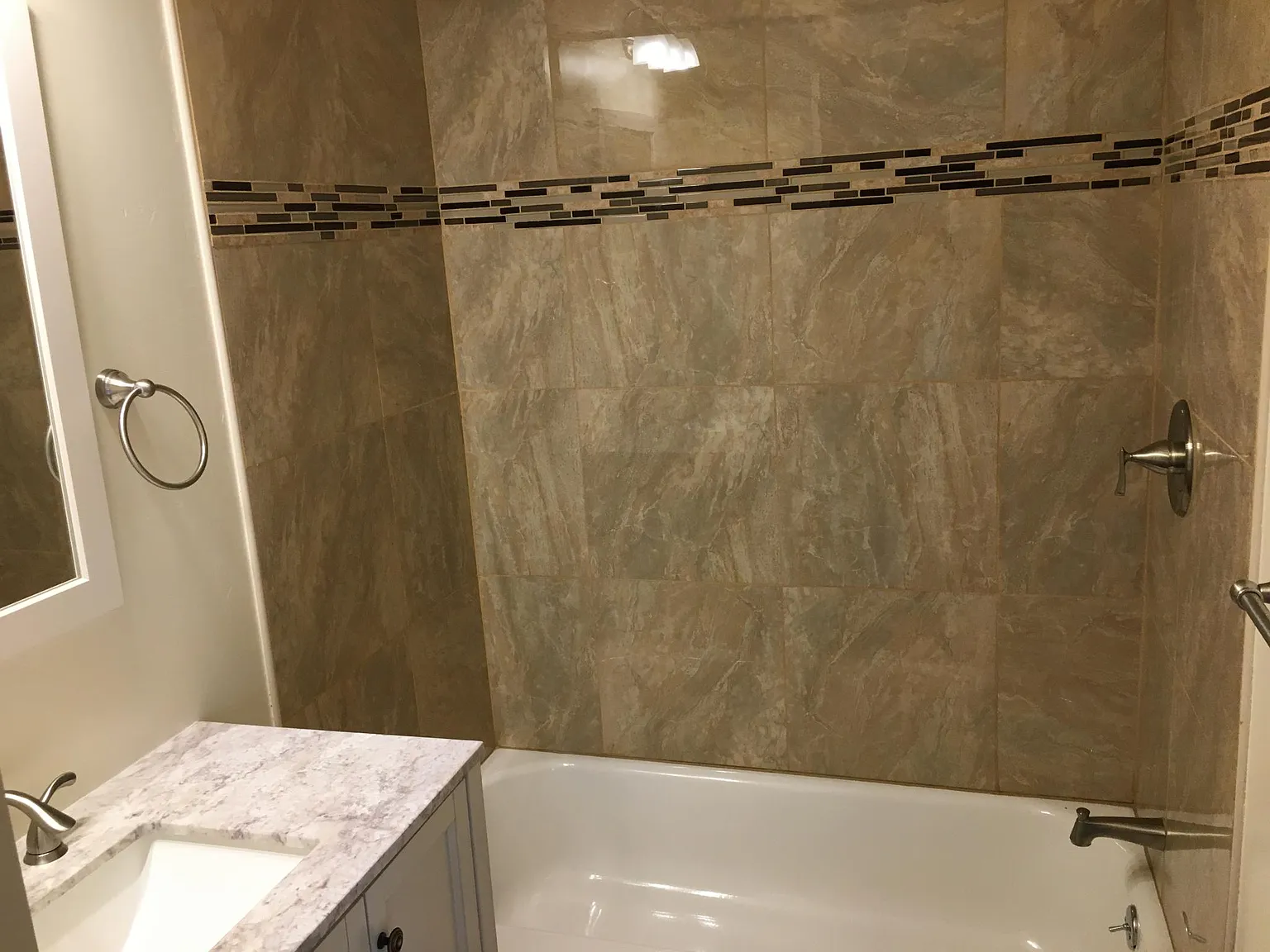 5 Bailey Dr — Photo 4