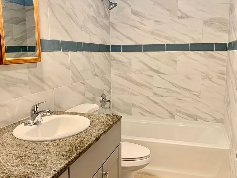 5255 Astoria Dr — Photo 8