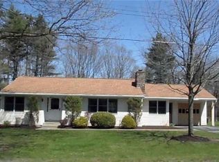 13 Upper Woods Cir, New Hartford, NY 13413