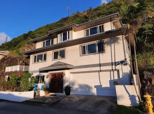 2879 Kalawao St, Honolulu, HI 96822