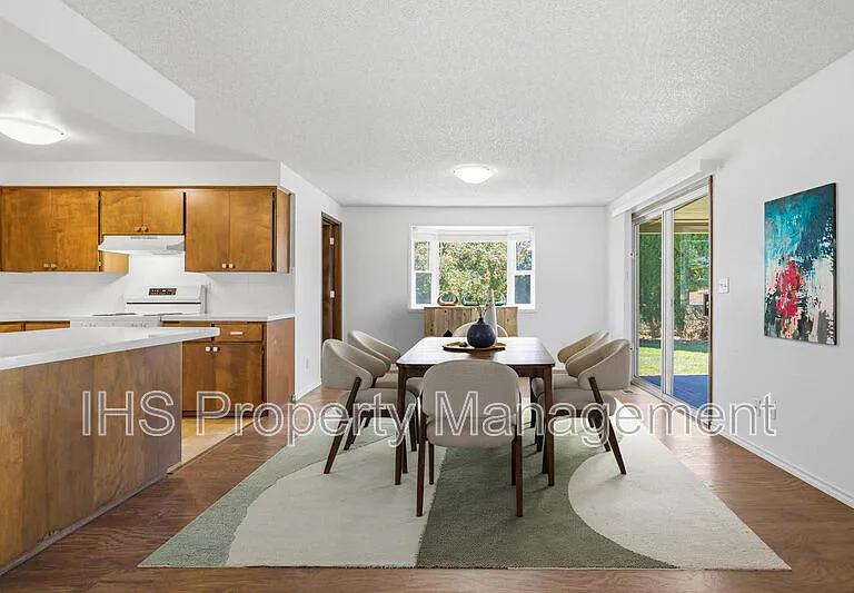 1506 Cimarron Ave — Photo 4