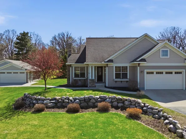 815 E Scharf Ave, Vergas, MN 56587