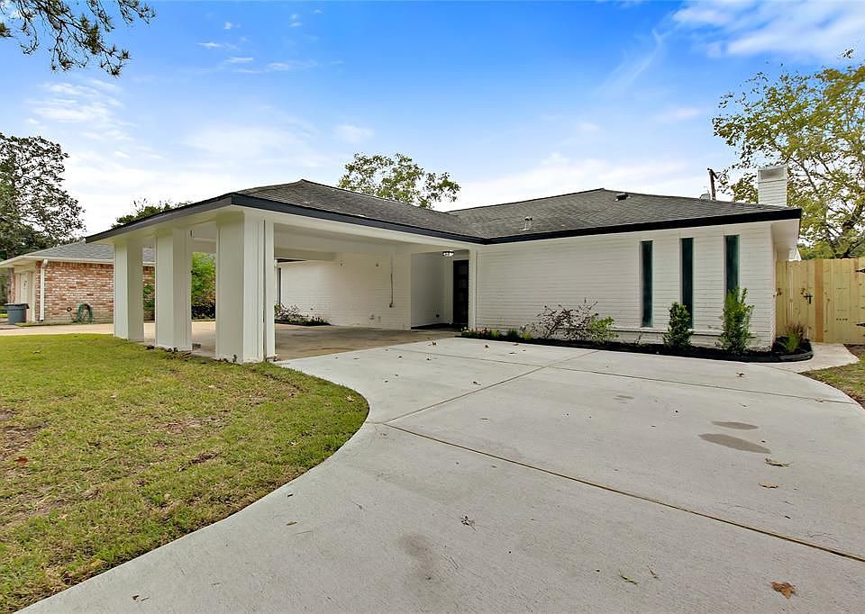 1st image of 202 Brandywyne Dr
