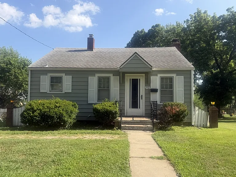 515 W Southside Blvd — Photo 1
