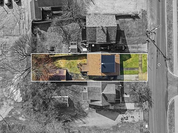 5th image of 183 Carpenter Rd