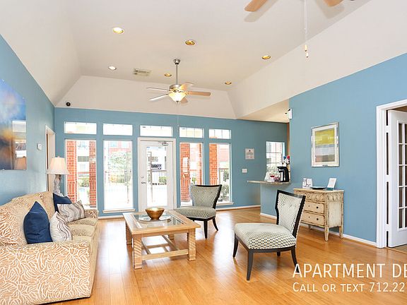 5th image of 8556 Easton Commons Dr #2402