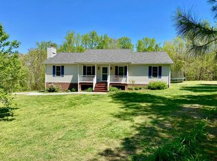 3943 Kings Rd, Green Bay, VA 23942