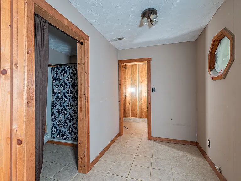 460 Lansing Edmond Rd — Photo 8