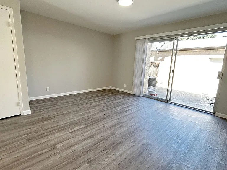 3309 Innerwick Ln #3309 — Photo 3