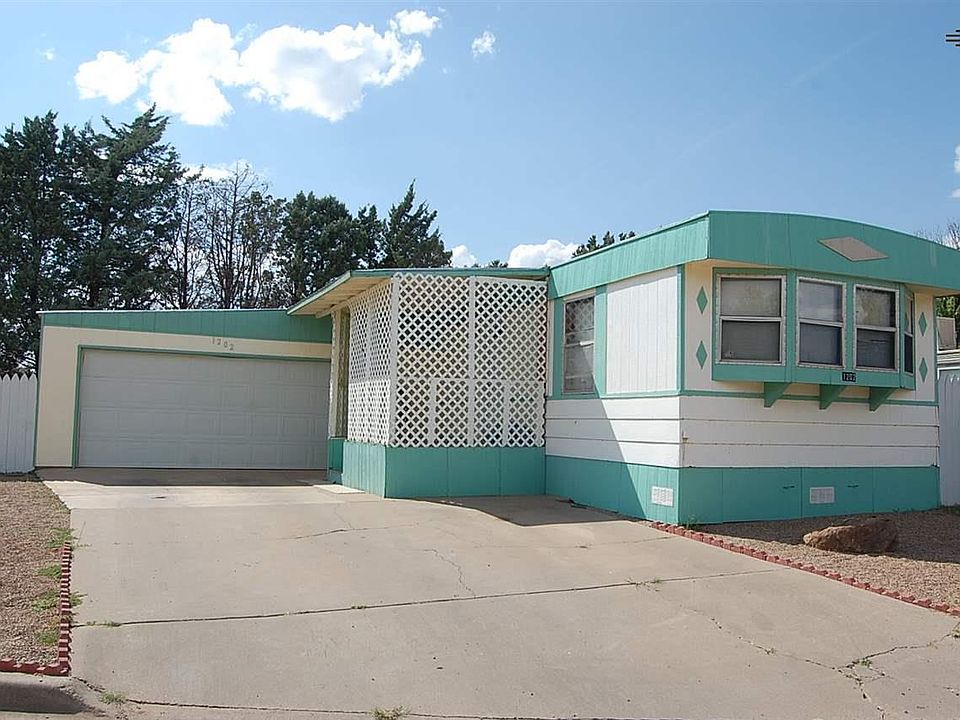 1st image of 1202 Peacock Pl