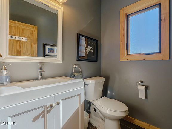 16th image of this home