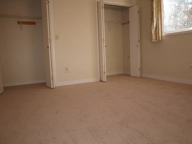 42 Brookside Dr — Photo 8