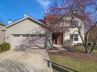 751 Cutter Ln, Elk Grove Village, IL 60007