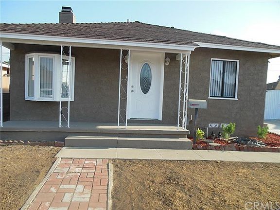3rd image of 11463 McLaren St
