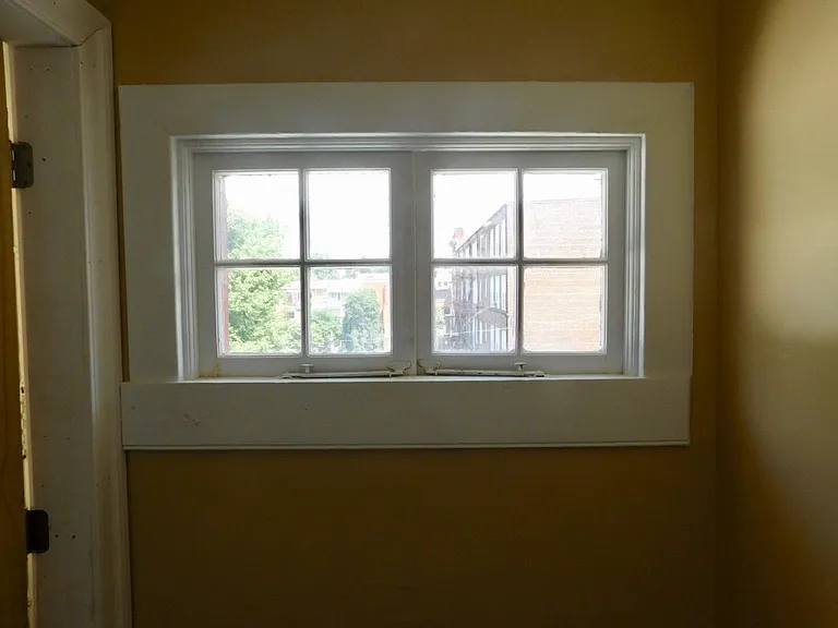 111 E Church St #E — Photo 8