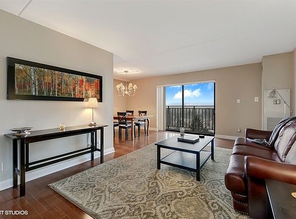 3rd image of 6340 Americana Dr APT 901