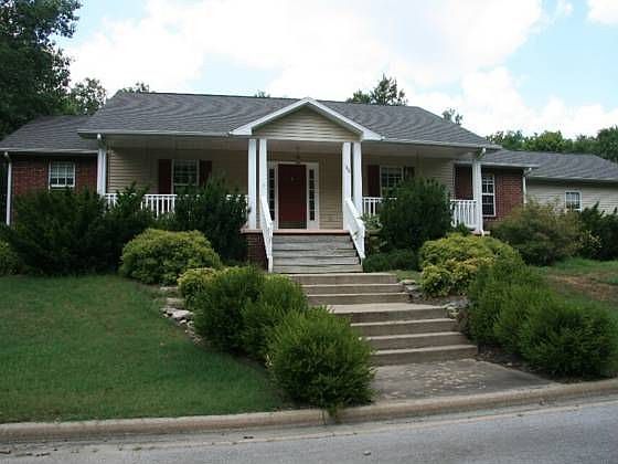 2nd image of 120 Garner Ct