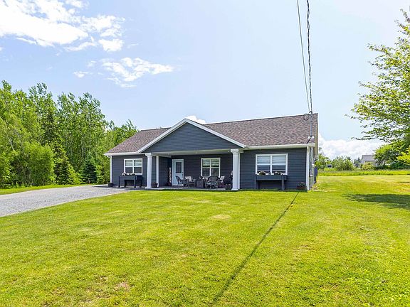 3rd image of 2161 Spring Garden Rd