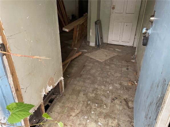 cleveland-ohio-33385186 picture