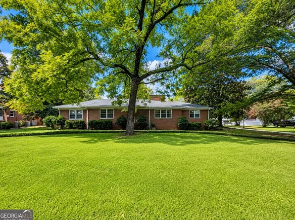 17 Deforest Ave, Trion, GA 30753