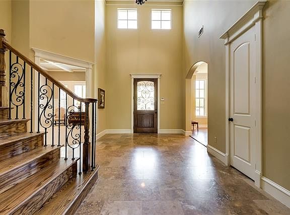 3rd image of 4050 Cedarbrush Dr