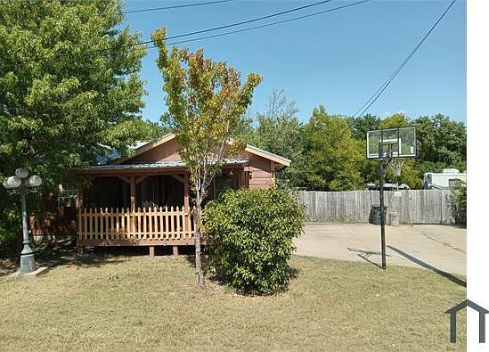 1st image of 855 Lakeside Dr
