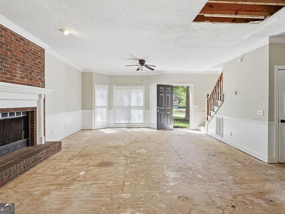 1st image of 5300 Oglethorpe Ct