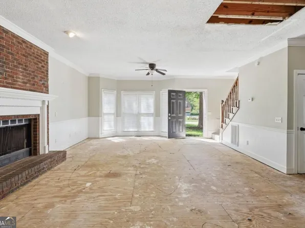 5300 Oglethorpe Ct, Powder Springs, GA 30127