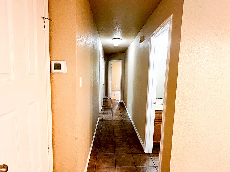 418 W Green Ave #A — Photo 11