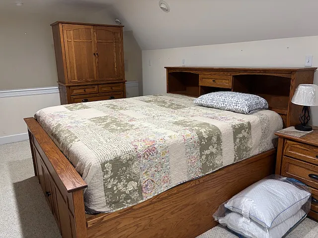 690 Hillside Ave — Photo 34