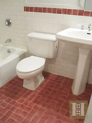 Rented by Halstead Real Estate | media 28