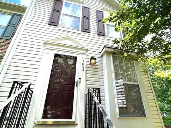 2063 Stargrass Ct, Woodbridge, VA 22192
