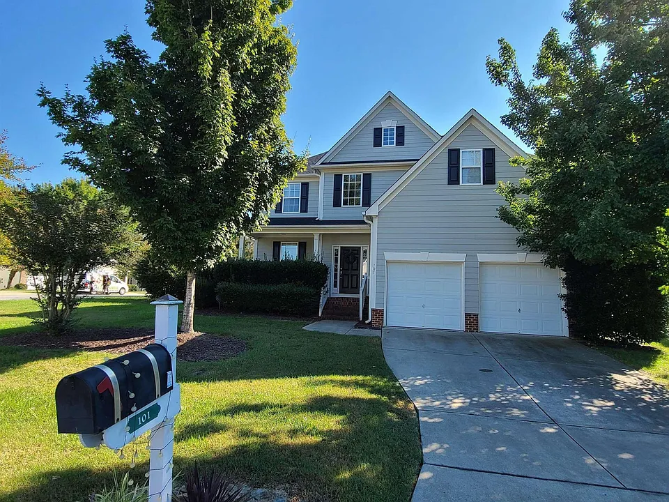101 Autumn Glen Ln