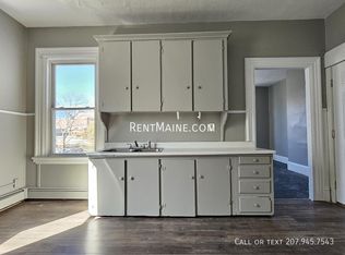 139 Oak St APT 2F, Lewiston, ME 04240